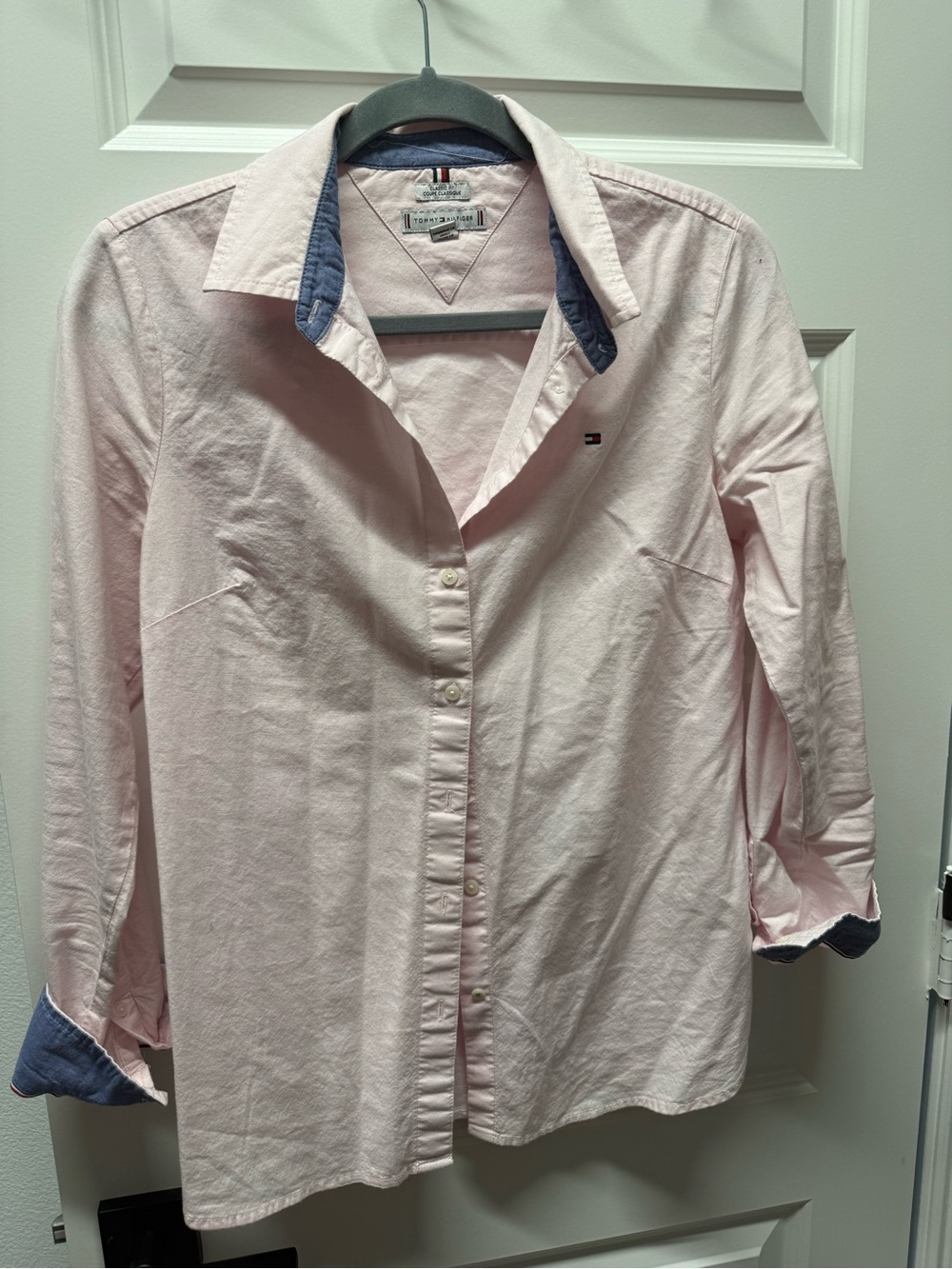 Tommy Hilfiger Light Pink Button-Down Shirt with Chambray Trim